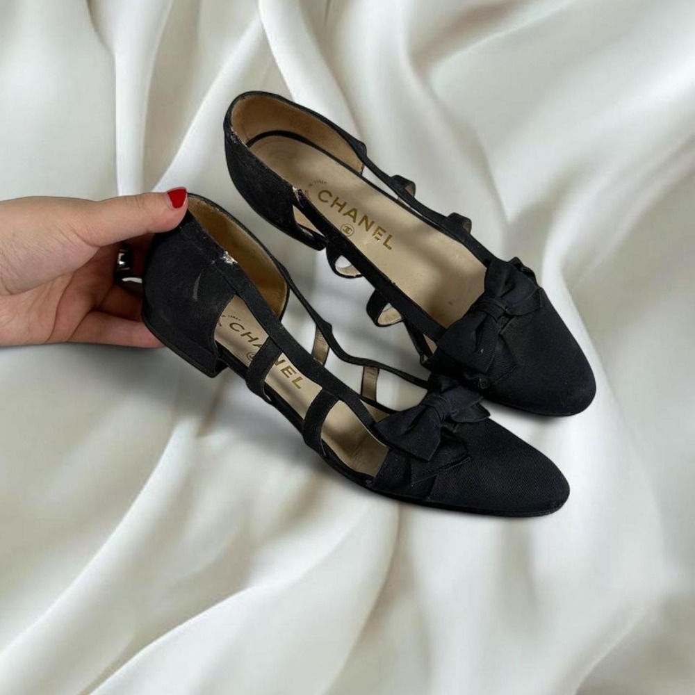 Chanel black satin ballet flats‎ bow detailing y2k vintage office siren deisgner